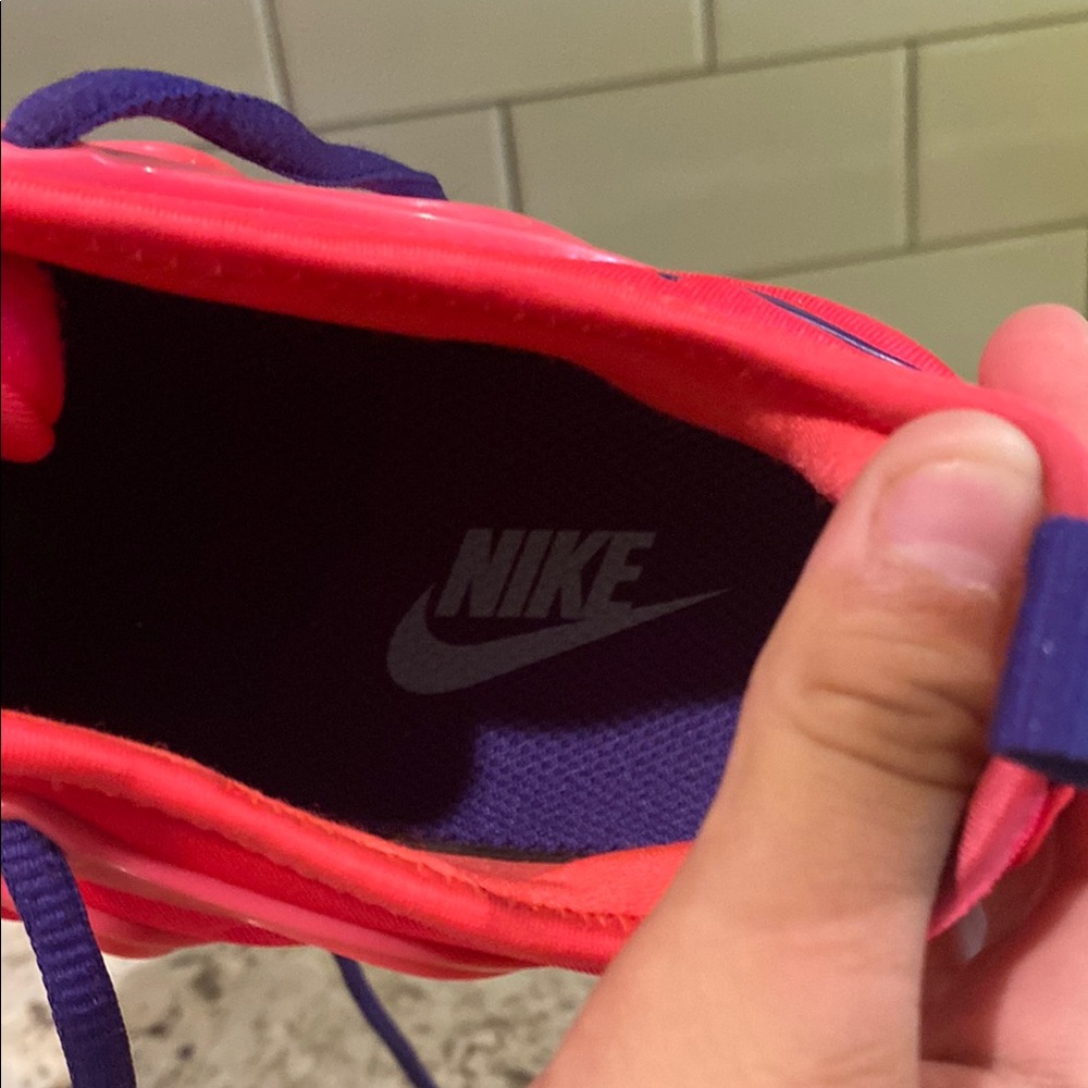 Nike Vibrant Pink and Navy Air VaporMax Plus FOR AN AMAZING PRICE!!! - Picture 5 of 5